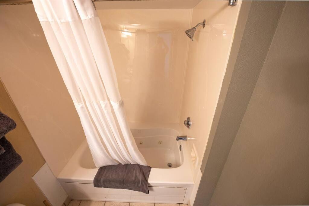 Baywatch Renovated, Unobstructed Oceanfront Views! Villa Myrtle Beach Luaran gambar